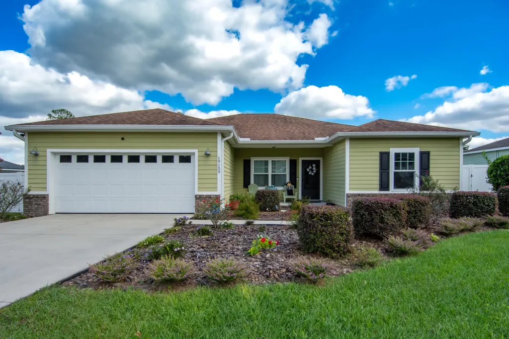 19159 NW 229th Street High Springs FL 32643