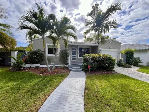 1636 Jackson Street Hollywood FL 33020