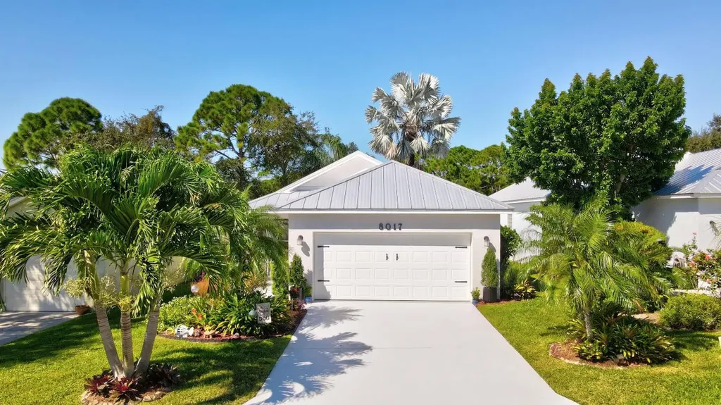 8017 SE Sugar Pines Way Hobe Sound FL 33455