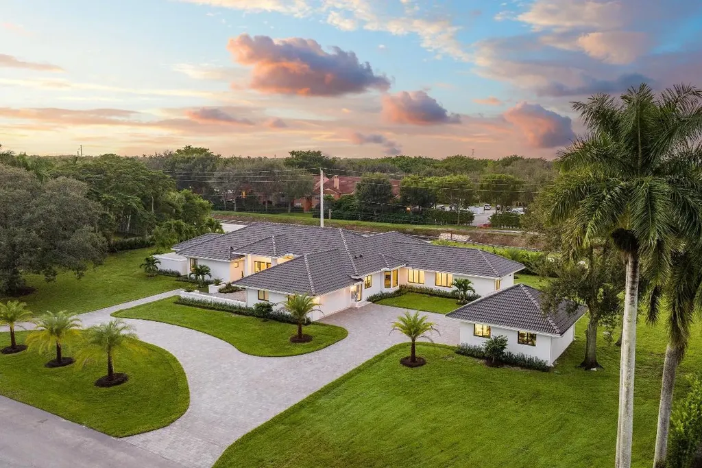 17936 Fieldbrook Circle S Boca Raton FL 33496