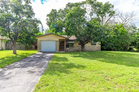 2500 Mallard Drive Delray Beach FL 33444