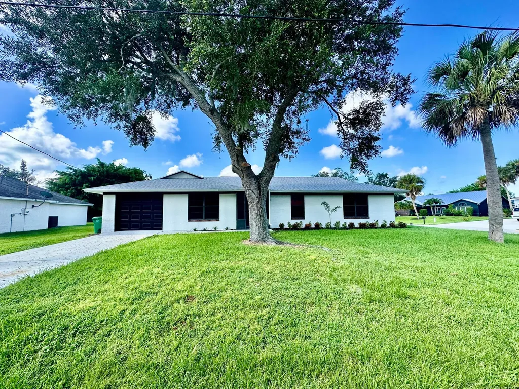 1822 SW Import Drive Port St Lucie FL 34953