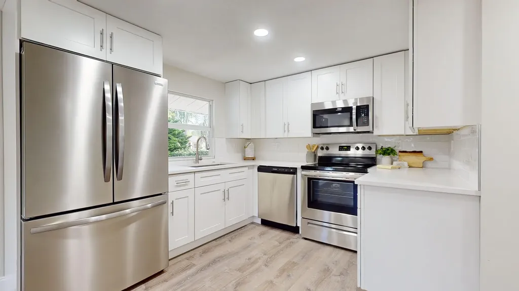 6674 4th Street Jupiter FL 33458
