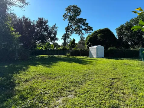 6674 4th Street Jupiter FL 33458