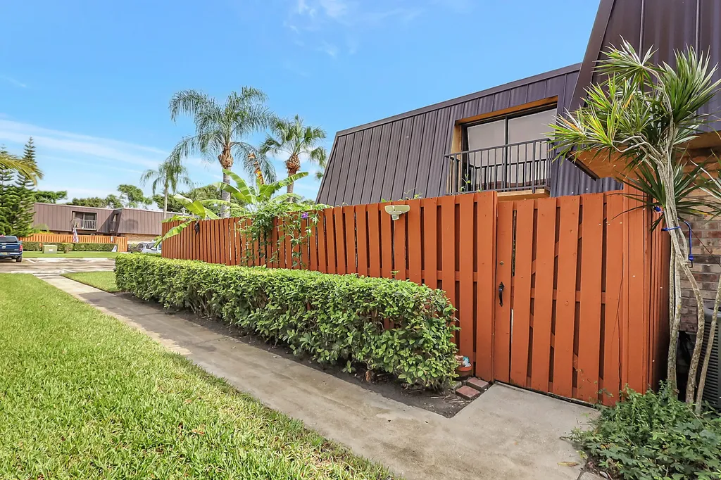 5999 SE Windsong Lane Stuart FL 34997