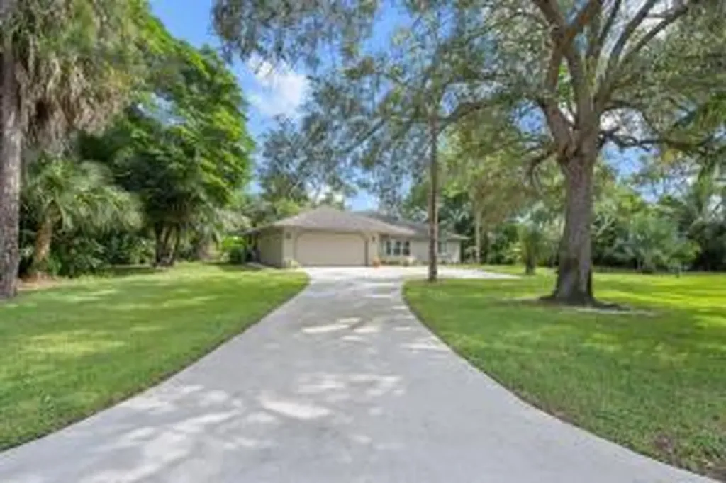 5901 Piney Court Greenacres FL 33463