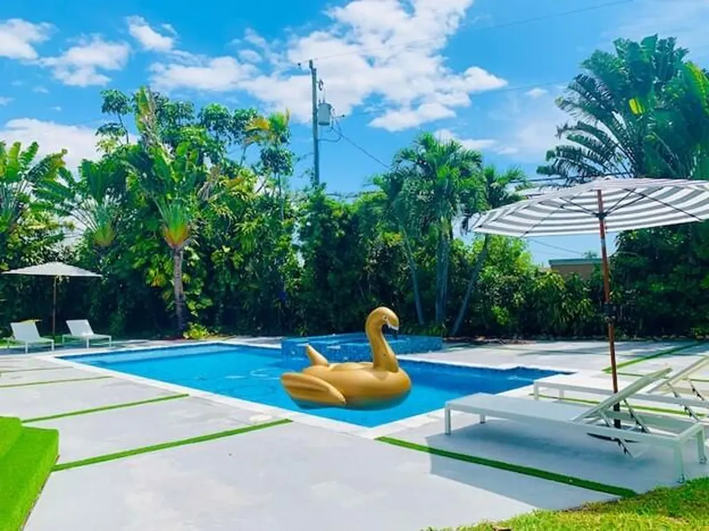 4651 SW 97th Court Miami FL 33165