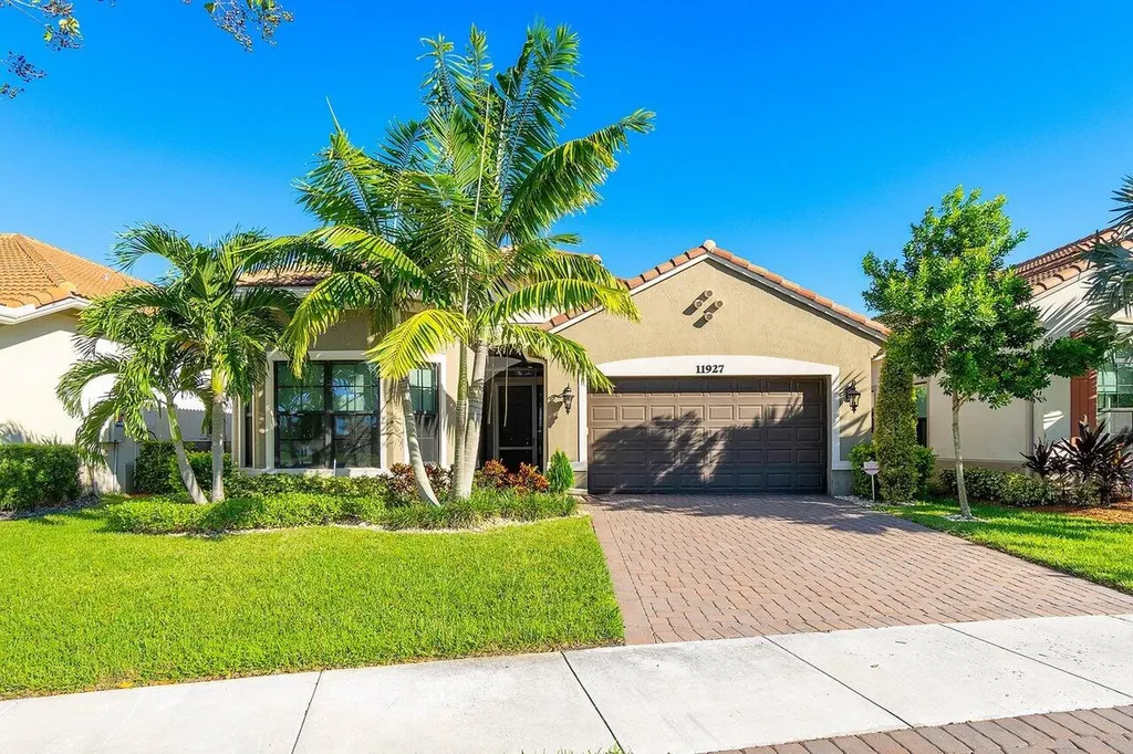11927 Leon Circle N Parkland FL 33076