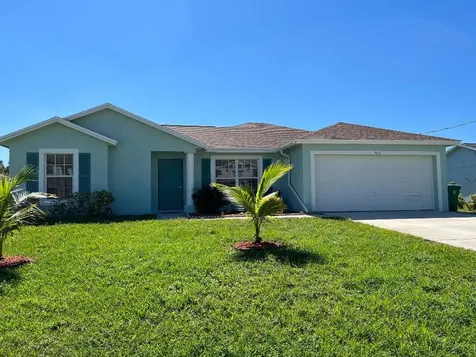 2847 SW South Calabria Circle Port St Lucie FL 34953