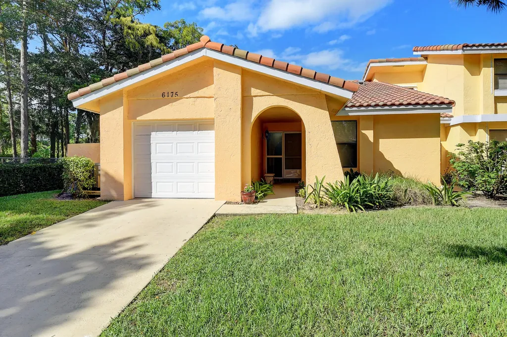 6175 Belleza Lane Boca Raton FL 33433