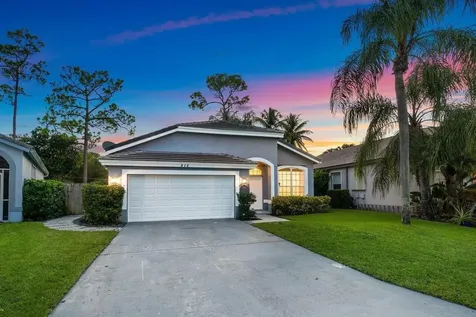 872 Lake Wellington Drive Wellington FL 33414