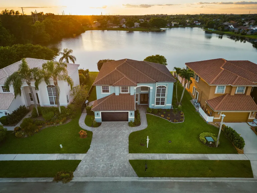 9207 Chianti Court Boynton Beach FL 33472