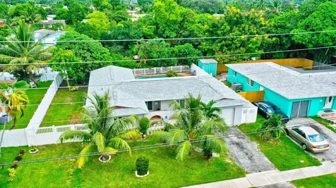 6705 Boulevard Of Champions North Lauderdale FL 33068