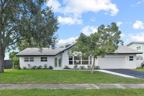5800 SW 19th Street Plantation FL 33317