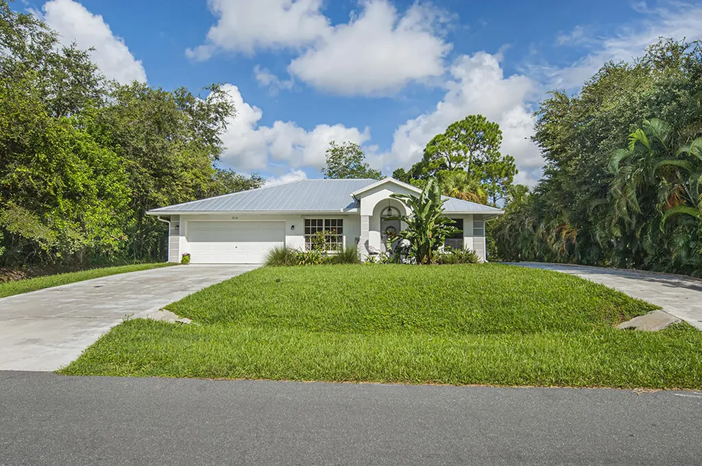 810 Wentworth Street Sebastian FL 32958