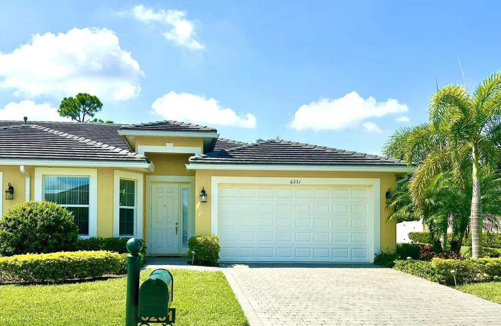 6231 NW Helmsdale Way Port St Lucie FL 34983