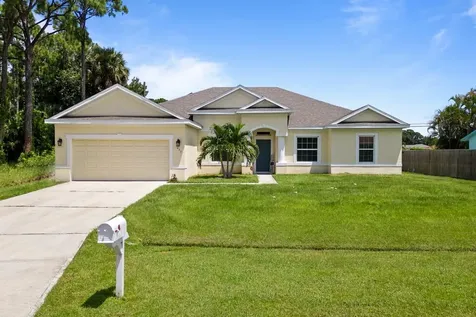 1437 SW Goodman Avenue Port St Lucie FL 34953