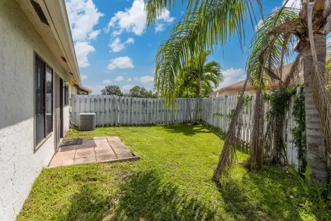 9730 Saratoga Park Court Boca Raton FL 33428