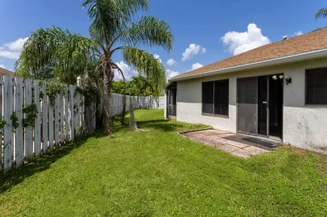 9730 Saratoga Park Court Boca Raton FL 33428