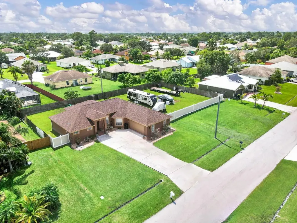 3317 SW Mundy Street Port St Lucie FL 34953