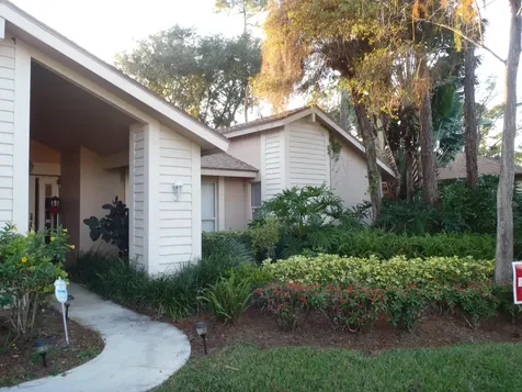 14060 Greentree Drive Wellington FL 33414