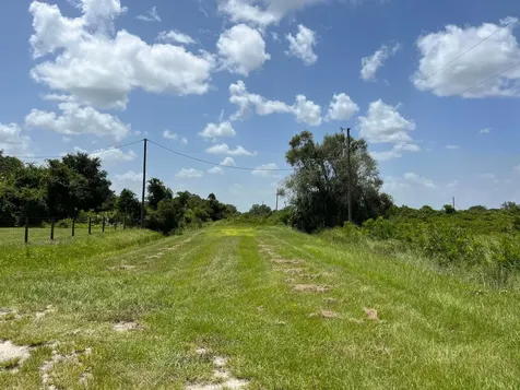 18325 NW 278th Street Okeechobee FL 34972