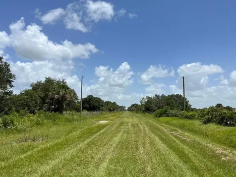 18325 NW 278th Street Okeechobee FL 34972