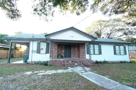 709 S 23rd Street Fort Pierce FL 34950
