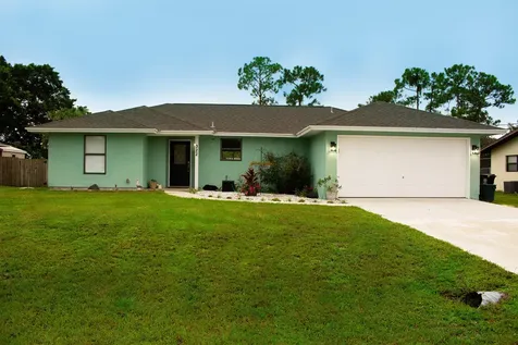 322 SE Crosspoint Drive Port St Lucie FL 34983