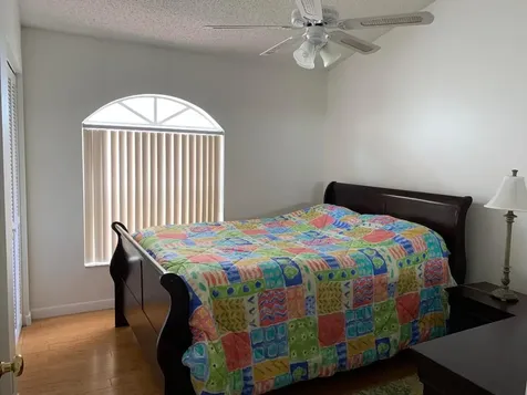 202 Wedgewood Circle Greenacres FL 33463