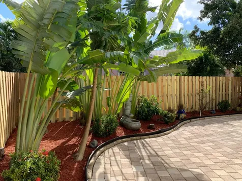202 Wedgewood Circle Greenacres FL 33463
