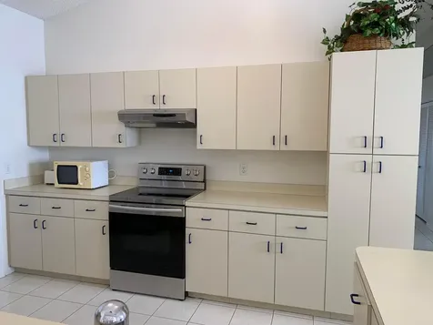 202 Wedgewood Circle Greenacres FL 33463