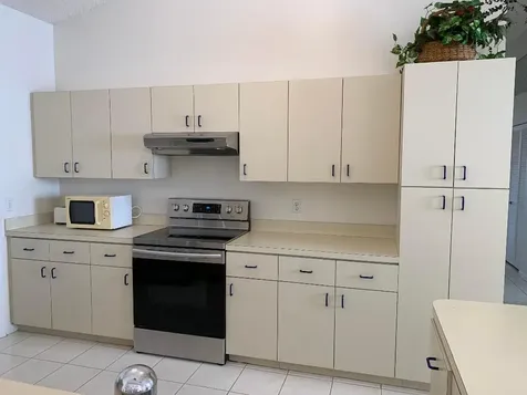 202 Wedgewood Circle Greenacres FL 33463
