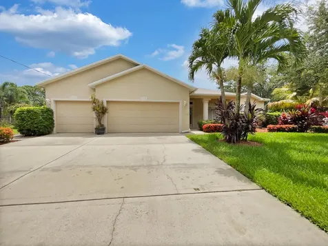 249 SW North Wakefield Circle Port St Lucie FL 34953