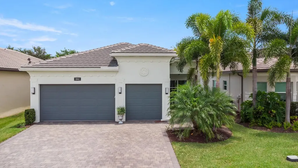 12542 Crested Butte Avenue Boynton Beach FL 33473