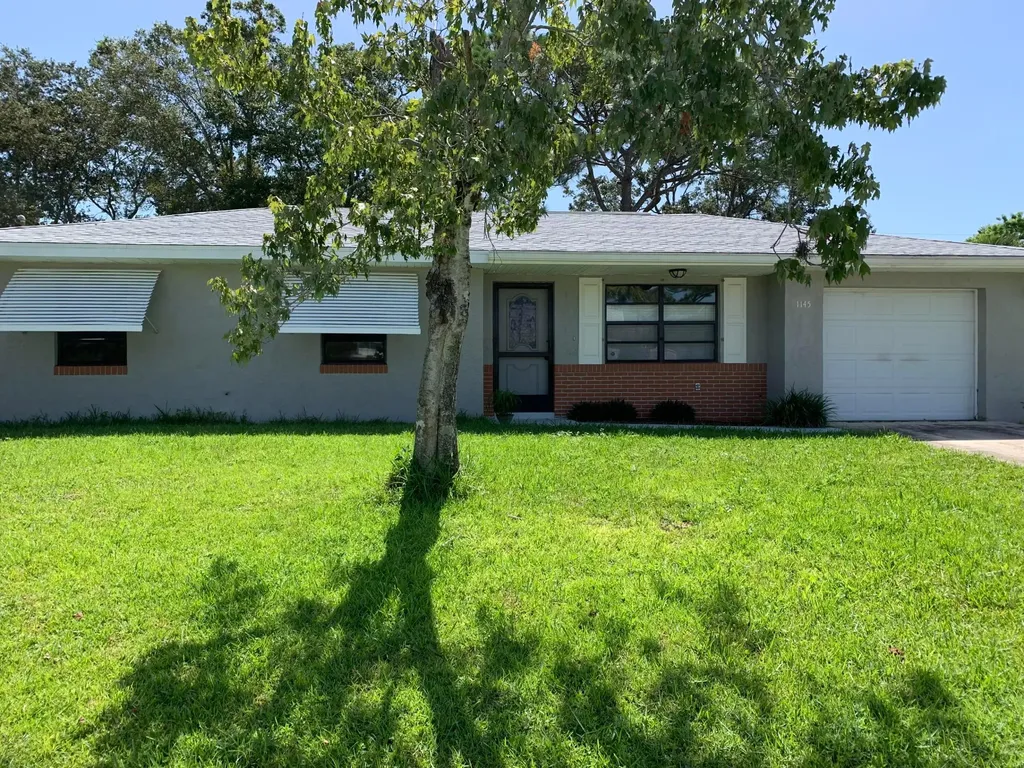 1145 SW Ivanhoe Street Port St Lucie FL 34983