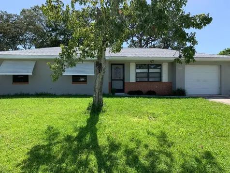 1145 SW Ivanhoe Street Port St Lucie FL 34983