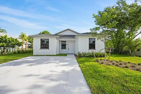 1564 W 34th Street Riviera Beach FL 33404