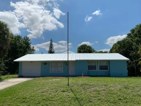 2010 SW Beauregard Street Port St Lucie FL 34953