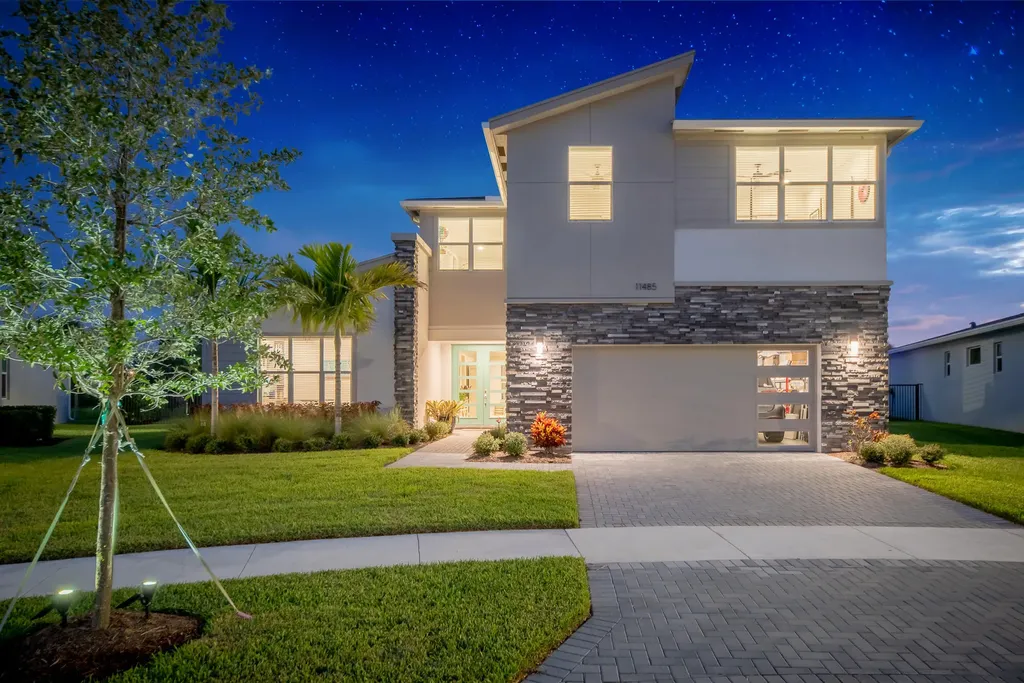 11485 SW Lyra Drive Port St Lucie FL 34987