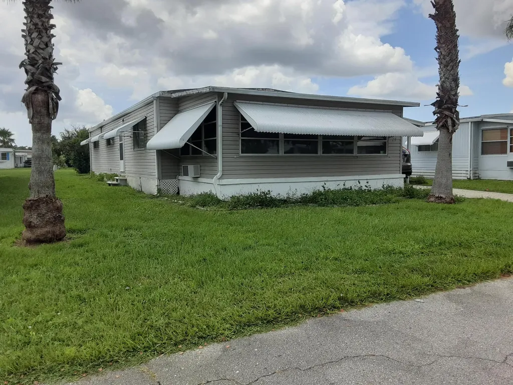 79 El Camino Real Port St Lucie FL 34952