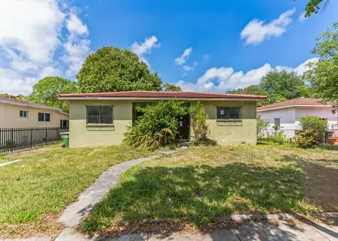 987 NE 145th Street North Miami FL 33161