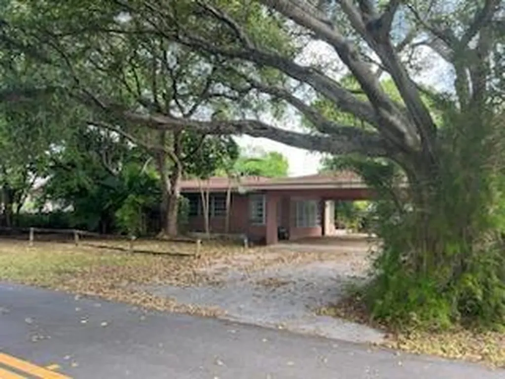 301 NE 10th Avenue Pompano Beach FL 33060