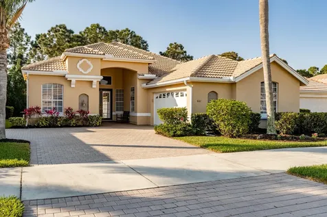 661 SW Lake Charles Circle Port St Lucie FL 34986