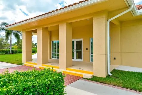 661 SW Lake Charles Circle Port St Lucie FL 34986