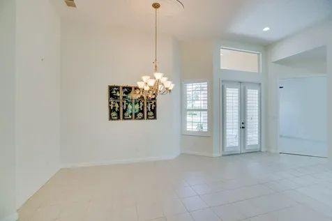 661 SW Lake Charles Circle Port St Lucie FL 34986
