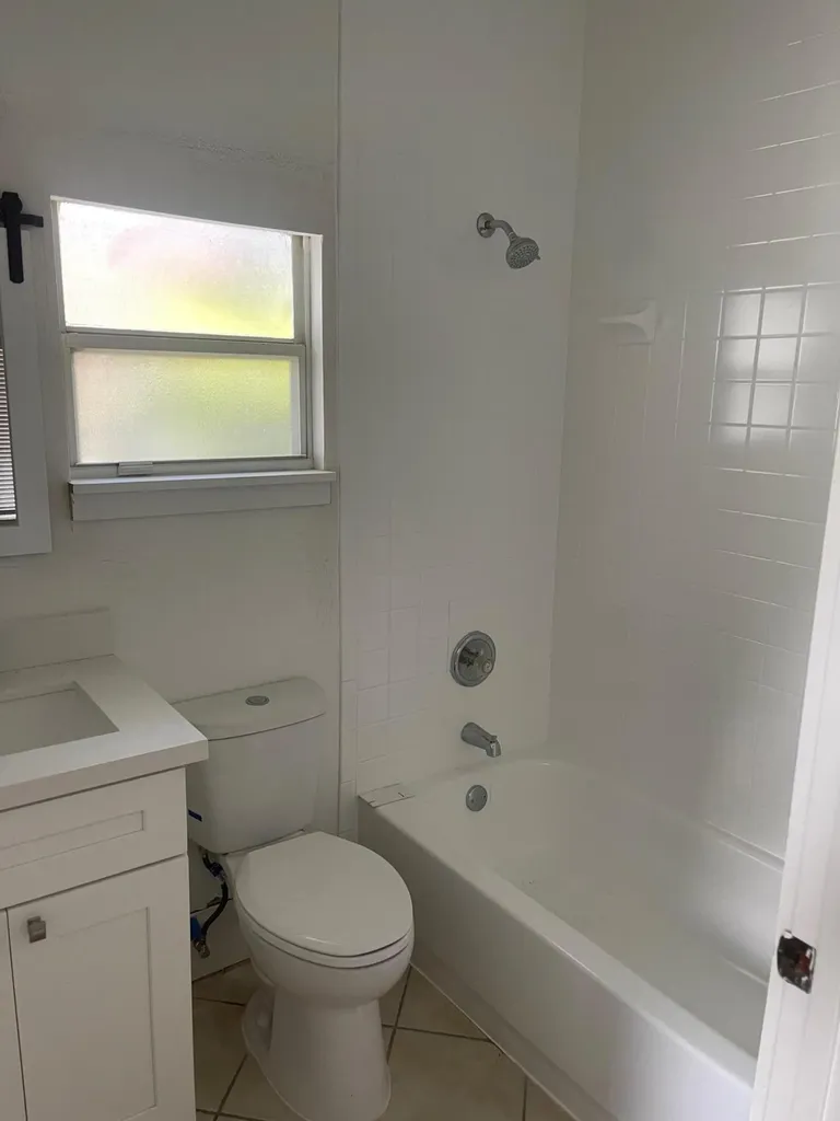 1254 Lake Avenue West Palm Beach FL 33401