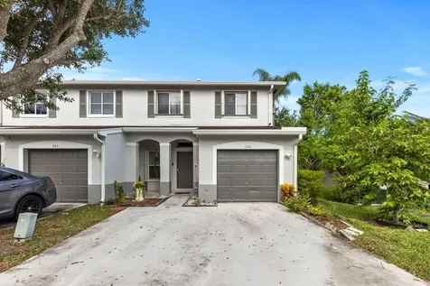 380 N Palm Villas Way Palm Springs FL 33461