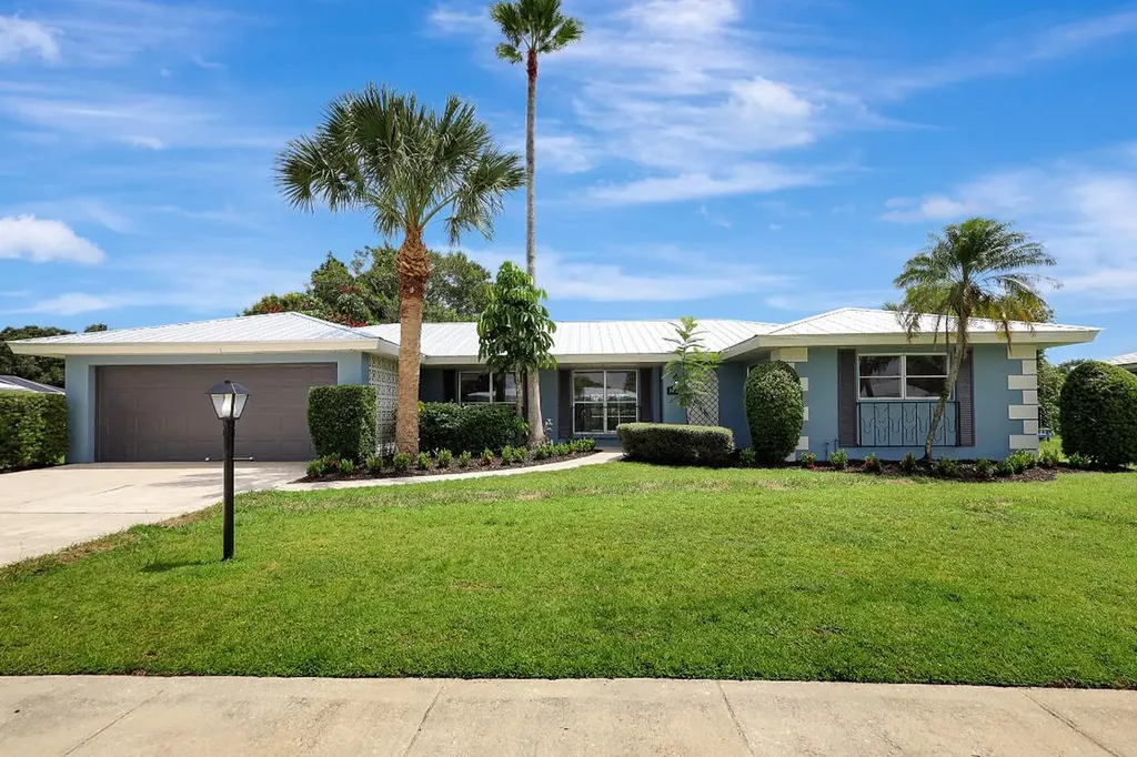 3023 SE Santa Anita Street Port St Lucie FL 34952