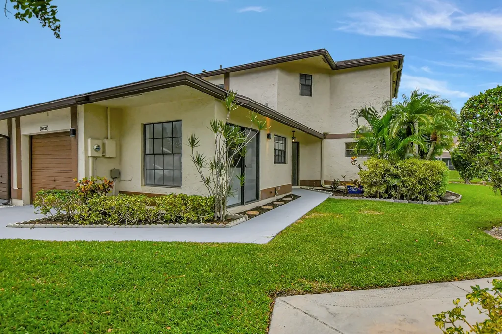 20933 Boca Ridge Drive S Boca Raton FL 33428